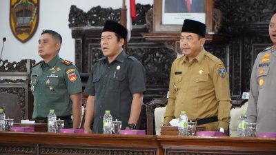 Ketua DPRD Jepara Sementara Agus Sutisna bersama Forkompinda Jepara saat kegiatan rapat koordinasi jelang Pilkada Jepara 2024, Senin (23/9).