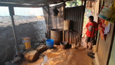 Kondisi rumah warga kategori miskin di Desa Bulungan Kecamatan Pakisaji Jepara.