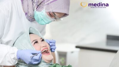 Proses perawatan gigi di Klinik Gigi Medina Jepara ditangani oleh dokter gigi yang pengalaman dan profesional.