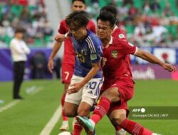 Laga Timnas Indonesia vs Jepang Kick Off Malam Ini di SGBK Jakarta, Prediksi Pemain dan Link Live Streaming