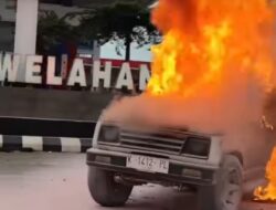 Detik-detik Mobil Terbakar Saat Isi BBM di SPBU Welahan Jepara