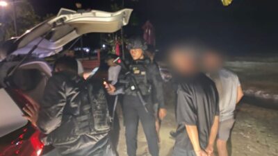 Polisi melakukan razia di kawasan Pantai Bandengan dan Stadion GBK Jepara seiring adanya laporan ada aksi mesum dan pesta miras di kawasan itu.
