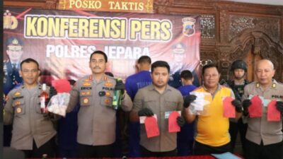 Jelang Ramadan, Polres Jepara Sita 698 Botol Miras, Narkoba dan Ratusan Butir Pil Setan