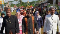 Ribuan Warga Meriahkan Kirab Ancak dan Budaya Desa Kecapi, Ada Sendratari Ratu Kalinyamat Hingga Patung Ikan Asap