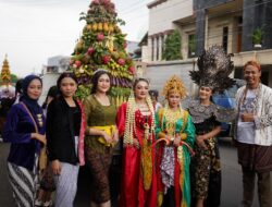 Karnaval Kirab Gunungan Tampilkan Hasil Bumi Lokal dan Internasional, Tahunan Menuju Desa Mandiri Pangan