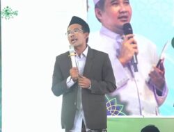 SOSOK Kiai Charis Rohman, Tumbuh dari Pesantren, Mengabdi untuk Umat