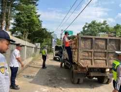 Truk Bermuatan Material Tanpa Penutup di Jepara Ditilang