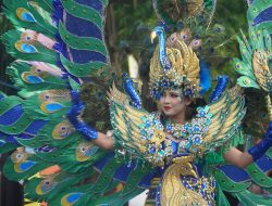 Peserta dari Jawa – Luar Jawa Meriahkan Jepara Art Carnival, Jadi Magnet Tarik Turis Asing