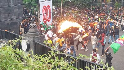 Polisi Tuding Demo Anarkis di Mapolda Jateng Ditunggangi Kelompok Anarko