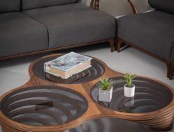 Galaxy Coffe Table Asal Jepara Raih Penghargaan Dekranas Award 2025, Nawal Yasin Banggakan Produk Kerajinan Lokal