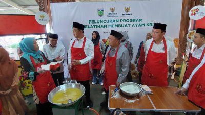 Puluhan Mustahiq di Jepara Disasar Baznas Program Zmart, ZChicken, dan Z-Auto,  Waket Komisi VIII DPR: Kunci Pengentasan Kemiskinan