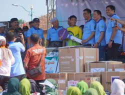 MERIAH, Puluhan Ribu Peserta Meriahkan Jalan Sehat Hari Santri dan Pencanangan HAB Kemenag ke-80 di Jepara