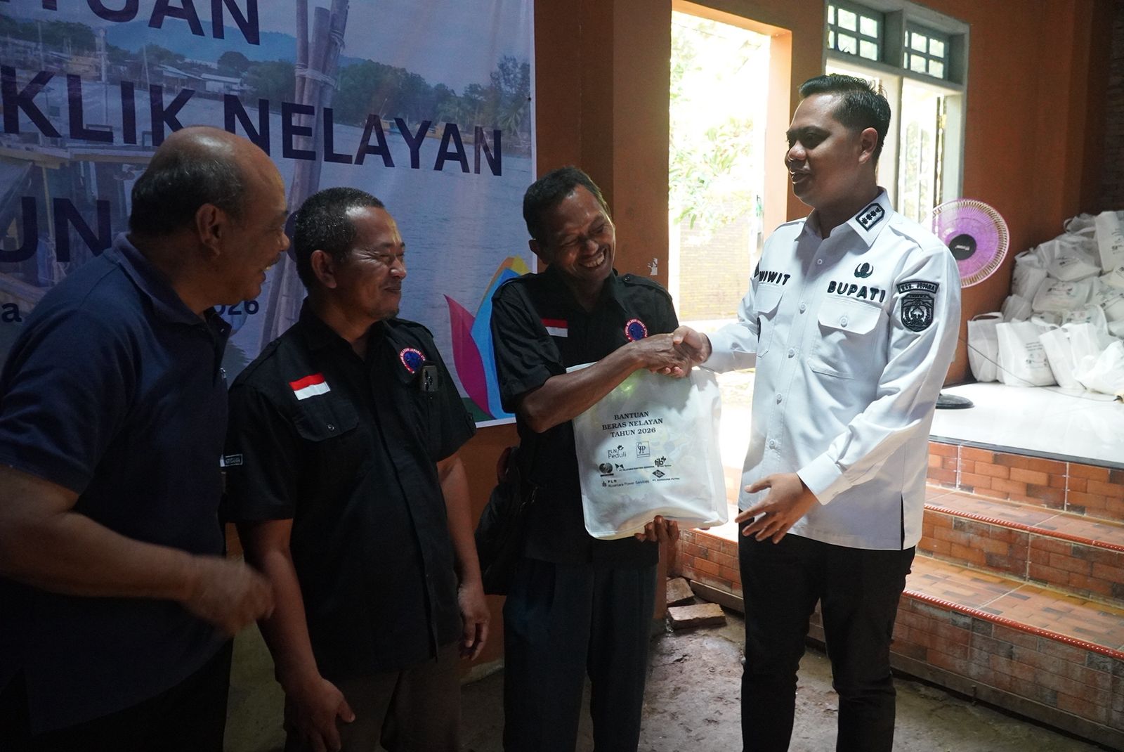 Paceklik Gegara Cuaca Buruk, 7.500 Nelayan Jepara Digelontor Bantuan 36 Ton Beras