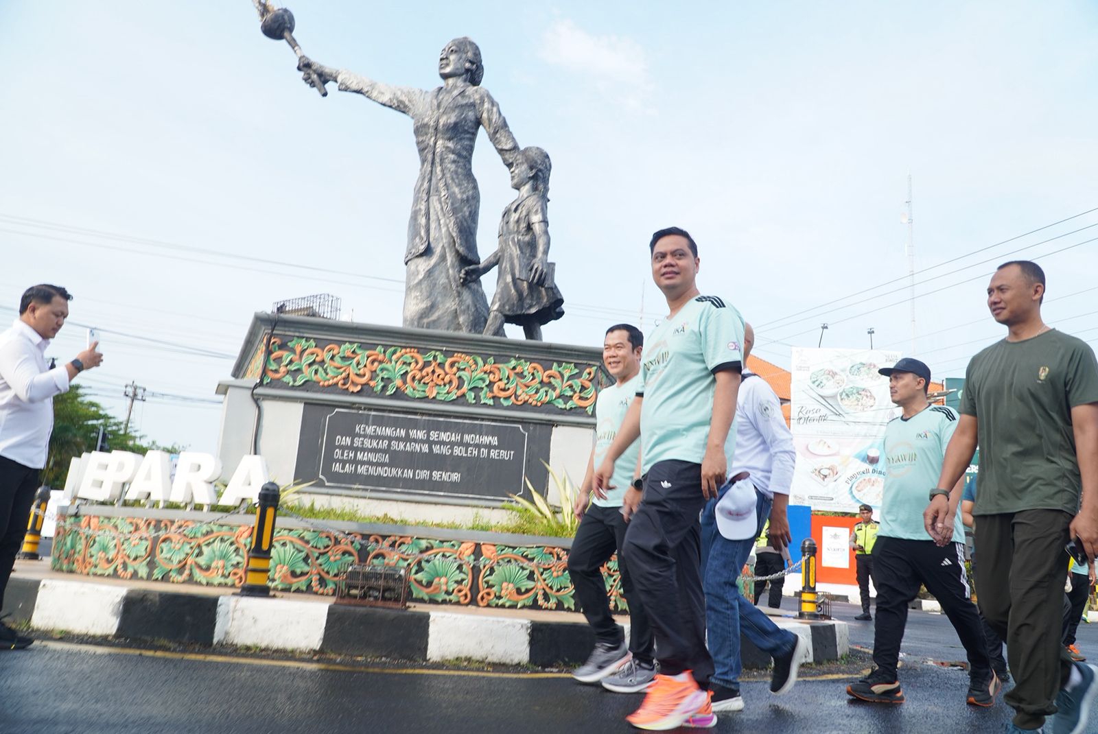 Ribuan Peserta Meriahkan Nyawiji 2026, Reuni Akbar IKA SMANSARA Hadirkan Aksi Nyata untuk Jepara