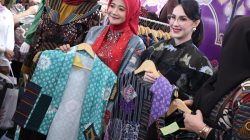 Arumi Bachsin Kagumi Industri Batik Jateng, Kunjungi Pameran D'Modifest 2026