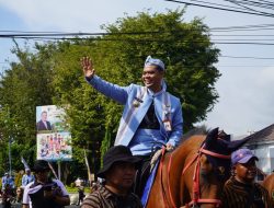 Ribuan Warga hingga Bule Meriahkan Kirab Buka Luwur Ratu Kalinyamat, Ini Kata Bupati Jepara
