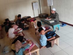 SEMRINGAH, Ini Kata Ustaz TPQ, Guru Sekolah Minggu hingga Ponpes Kala Terima Kartu Guru Sejahtera