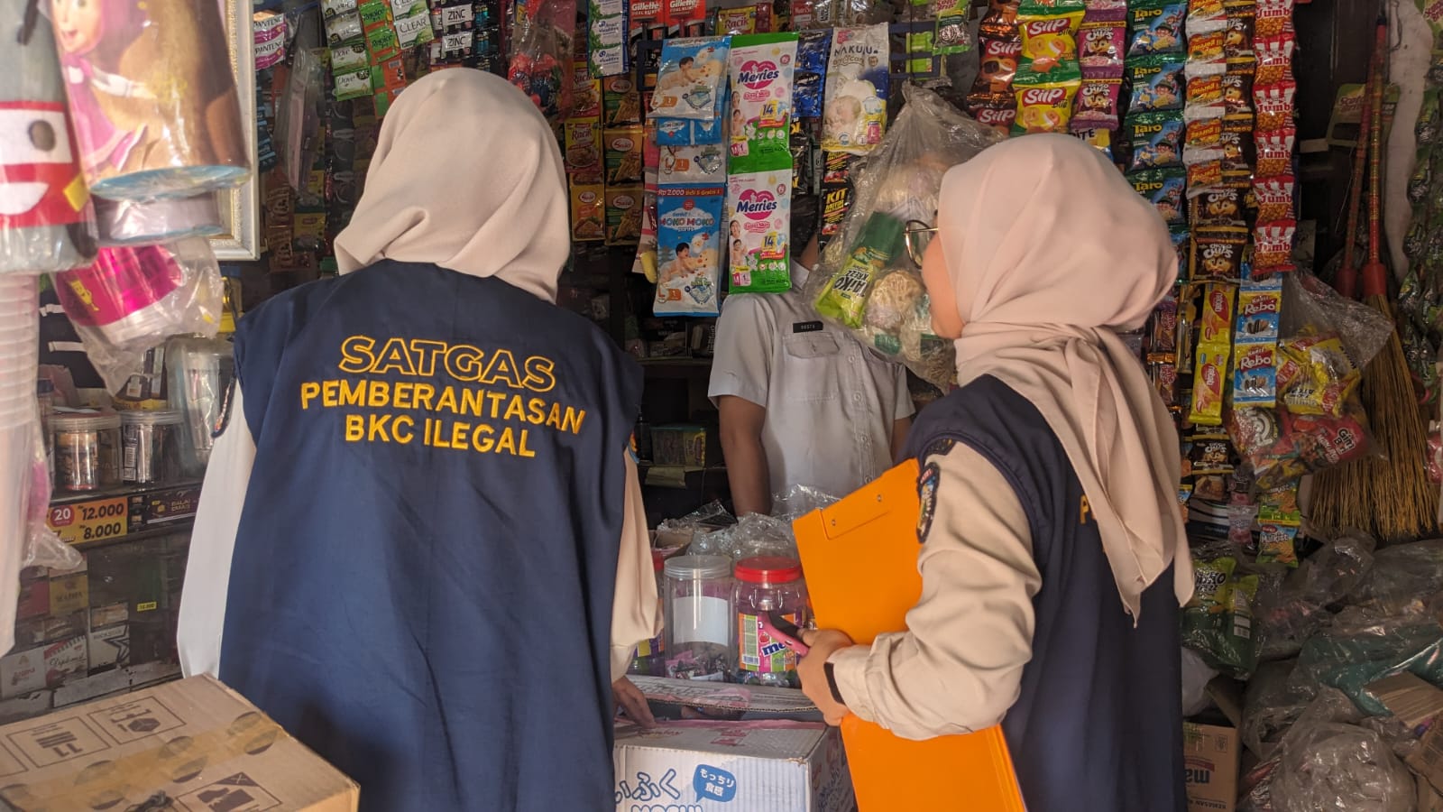Warung Jual Rokok Ilegal di Jepara Diburu Tim Gabungan, Temukan 2.262 Batang Rokok Bodong