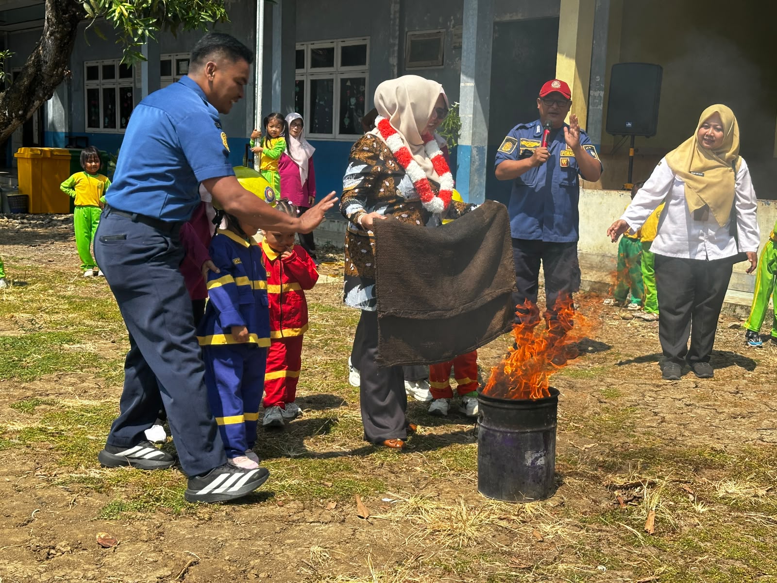 CARA Bunda PAUD Jepara Edukasi Keselamatan Anak, Gandeng Damkar Perkuat Kesiapsiagaan Bahaya Kebakaran