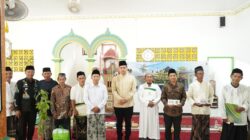Ziarah Sunan Nyamplungan dan Jumat Berangkat, Bupati Jepara Serap Aspirasi Lintas Agama di Karimunjawa