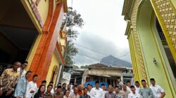 Masjid dan Gereja Berhadapan dan Hanya Terpaut Jarak 3 Meter, Potret Kerukunan Antarumat Beragama di Tempur